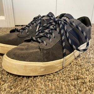 Adidas Neo Cloudfoam Navy men’s 11/women’s 12.5